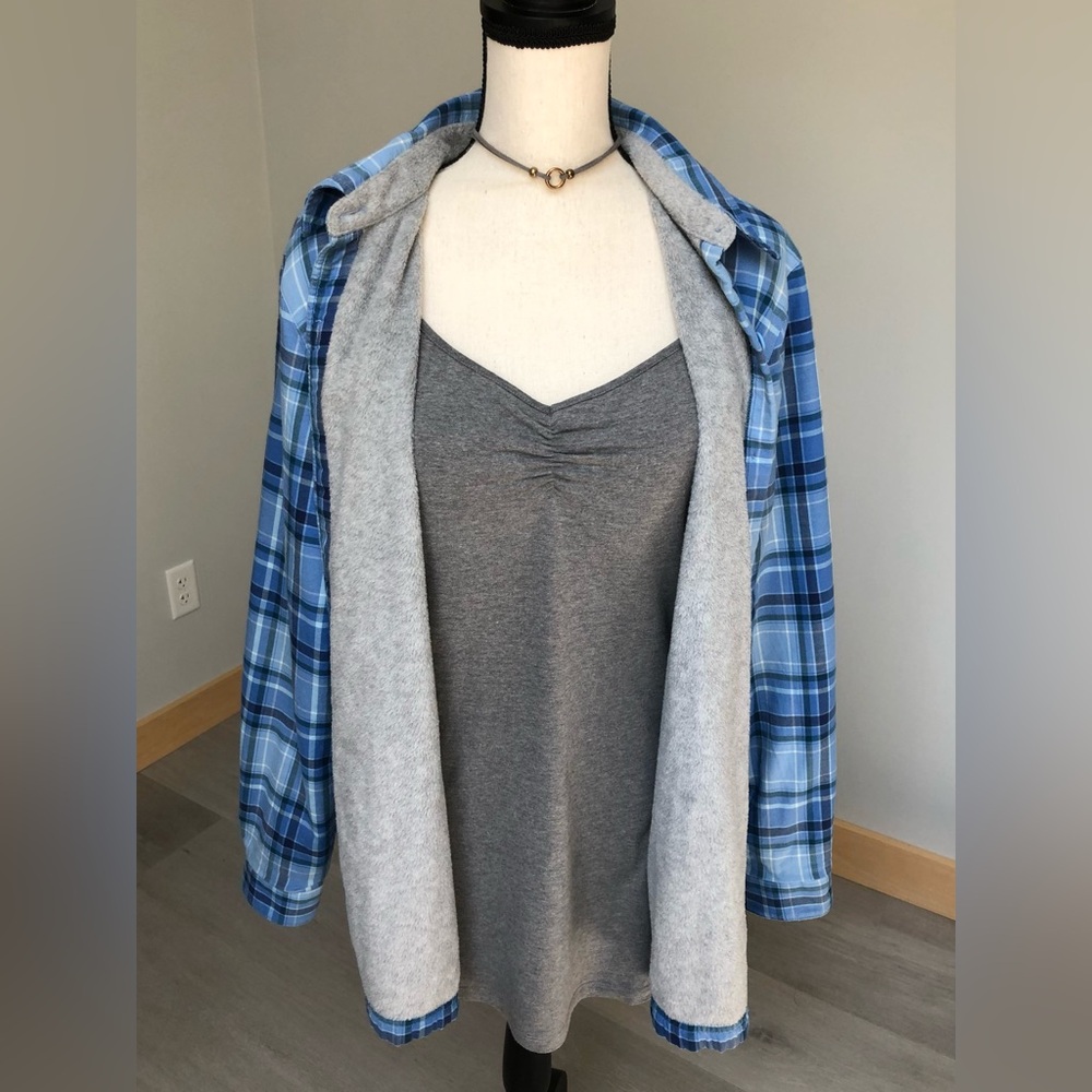 L.L.Bean Blue Plaid Fleece Lined Flannel Shacket Size Large - Picture 5 of 10